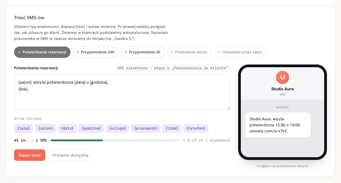 Edytor treści SMS: zakładki typów wiadomości, pole treści, przyciski zmiennych, licznik segmentów i podgląd na telefonie